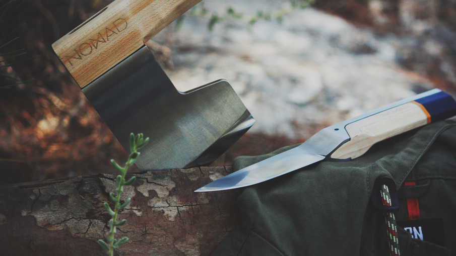 hatchet + knife for outdoor adventures